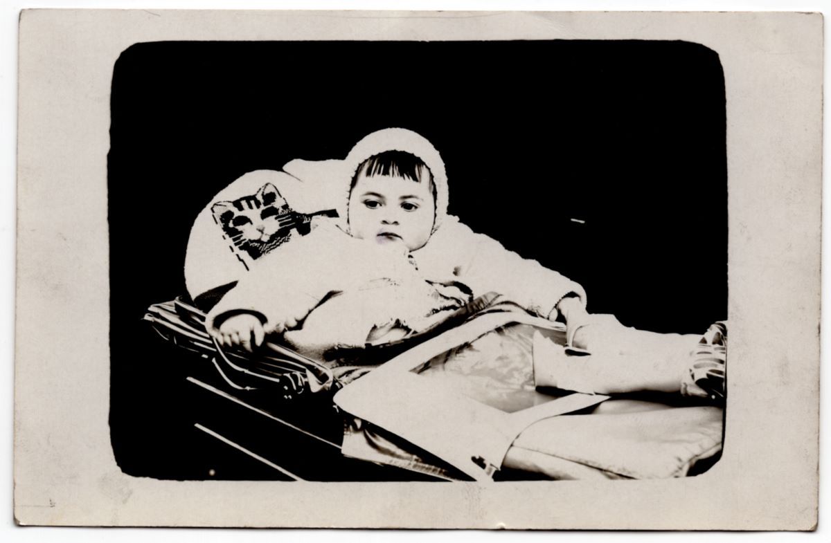 Yvette Bardon in a baby stroller. Courtesy of Yvette Bardon-Sonkin.